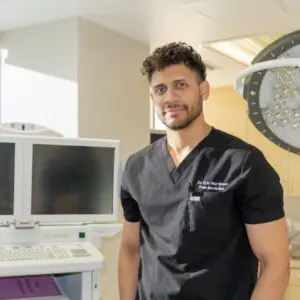 Dr. Eric Martinez