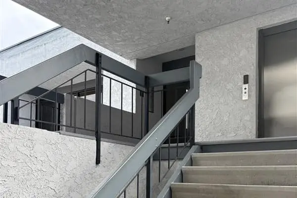 Advanced Pain Medical Group's Culver City, CA, location, stairwell view