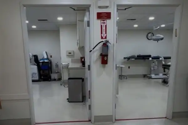 Photograph of Advanced Pain Medical Group's Bakersfield, California, clinic location