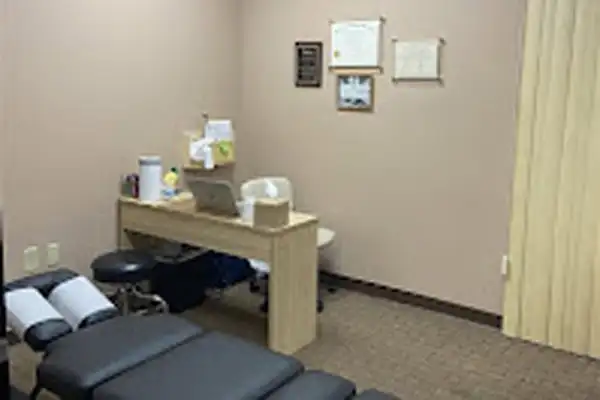 Photograph of Advanced Pain Medical Group's Cerritos, California, clinic location