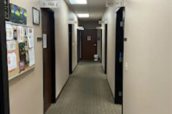 Photograph of Advanced Pain Medical Group's Cerritos, California, clinic location