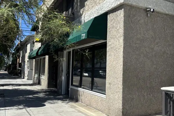 Photograph of Advanced Pain Medical Group's Long Beach, California, clinic location