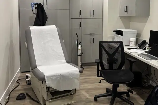 Photograph of Advanced Pain Medical Group's Los Angeles, California, clinic location